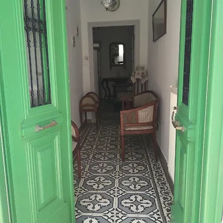Feriehus Haris House Skíros
